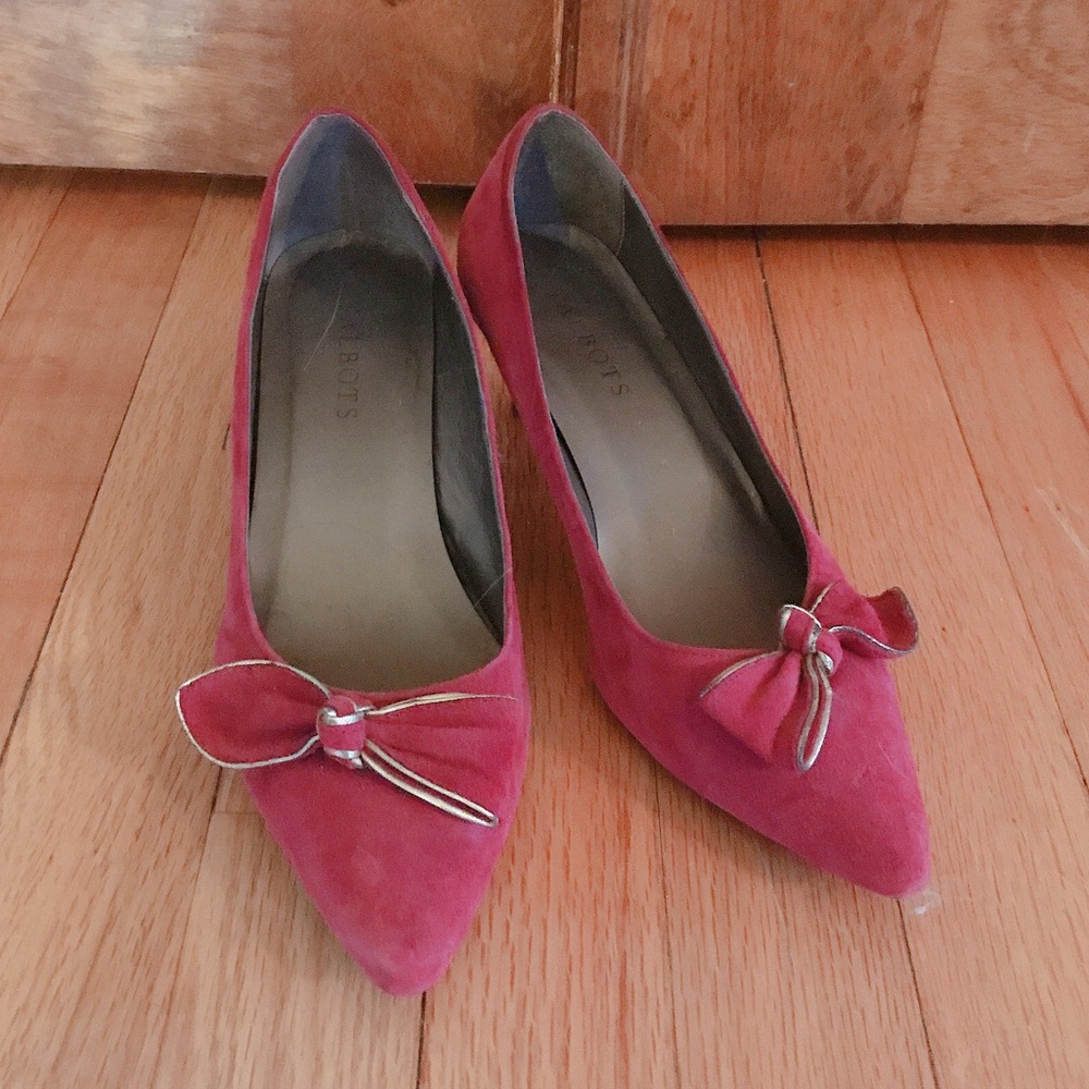 Berry Talbots heels